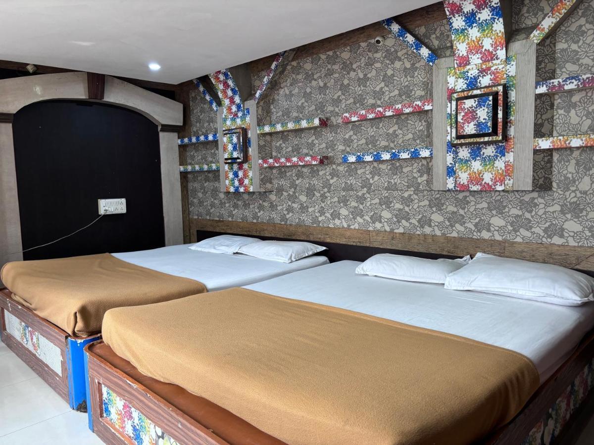 Hotel Raj Empire Mysore Exterior foto